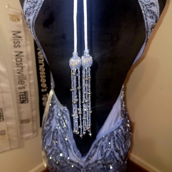 Sherri Hill Gown fully beaded great for prom or pageant a show stopper - Picture 9 of 17